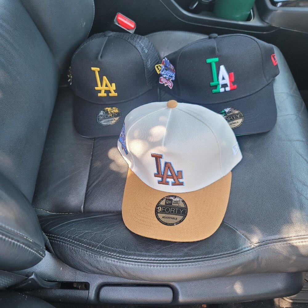 Dodgers snap back hats